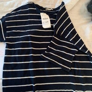 Black and white tunic top